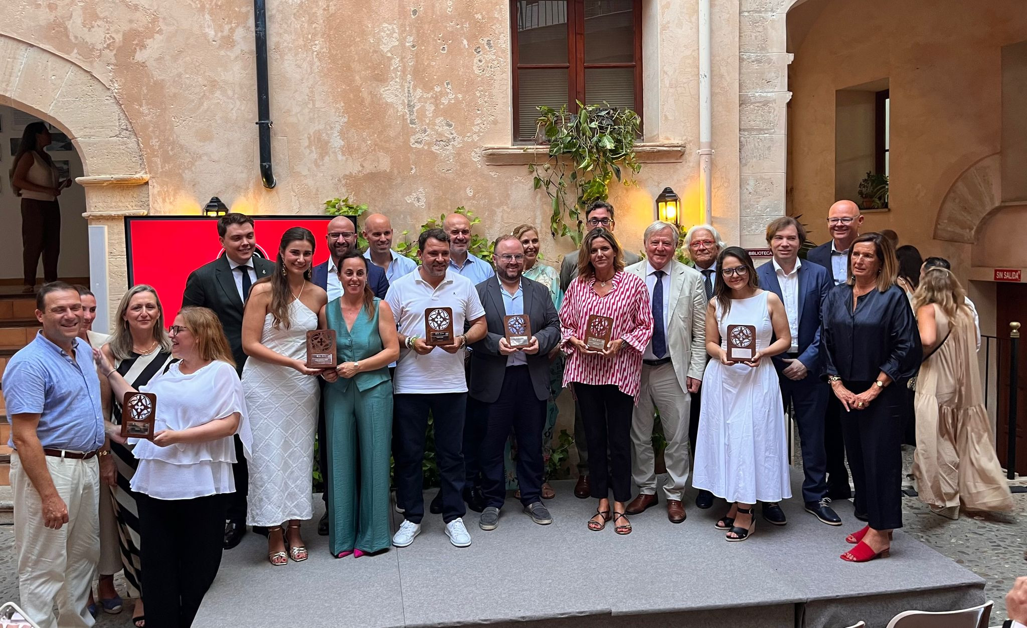 IMPULSA BALEARS rep el premi 'Innovació i Sostenibilitat' del Centre d'Educació Superior Felipe Moreno - Nebrija
